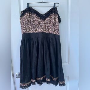 Sweetheart Leopard Dress